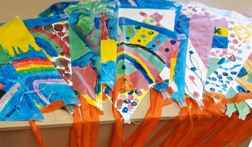Projet scolaire autour des cerfs-volants - 6/11 Beau Du Ciel Projet scolaire19 6